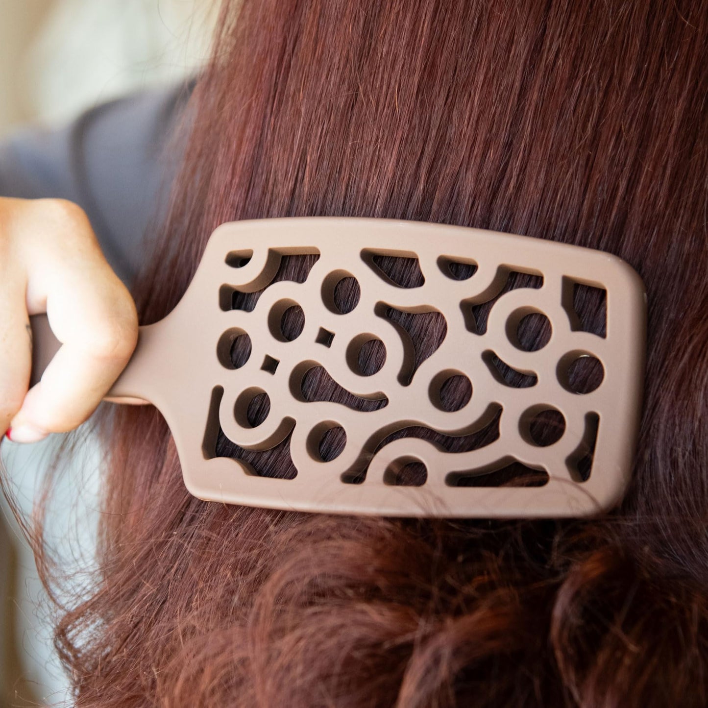 FRAMAR Professional Wet Hair Brush - Vented Hair Brush For Women, Curved Hair Detangler Brush, Blow Dry Brush, Hair Brush Dryer, Brosse a Cheveux, Curly Hair Brush Hair Dryer, Detangling Hair Brush
